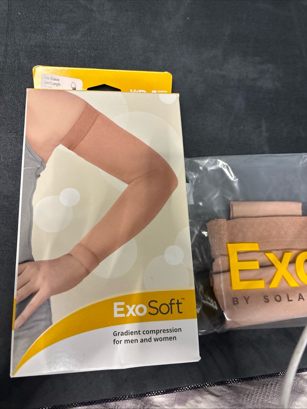 Exosoft Gradient Compression Arm Sleeve  Small Short Length 2030 Mmhg New